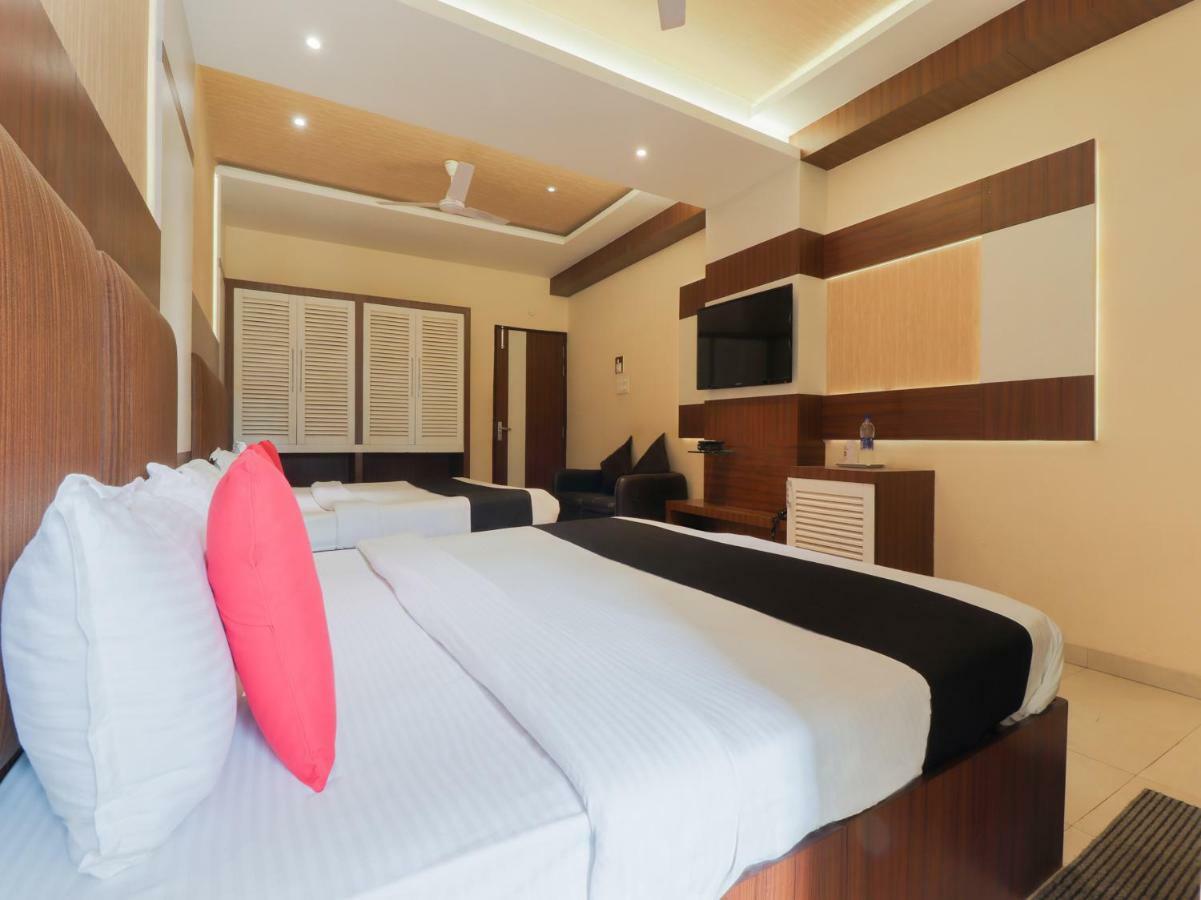 Capital O 46218 Royal Cottage Suite Kānpur Exterior foto